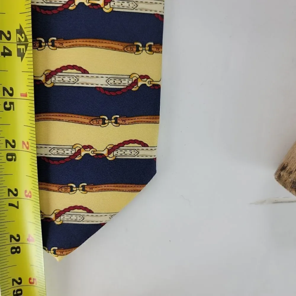 Gucci silk tie designed by Paolo gucci